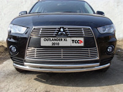 Рамка номерного знака Mitsubishi Outlander XL (комплект)