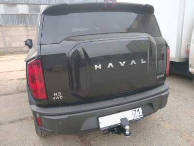 Фаркоп с хромированной накладкой для Haval H3 2024-н.в. съемное крепление шара под американский квадрат №FA 0540-E