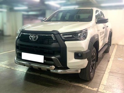 Защита переднего бампера d-76 с доп.накладками для Toyota Hilux VIII Рестайлинг 2020 – н.в.