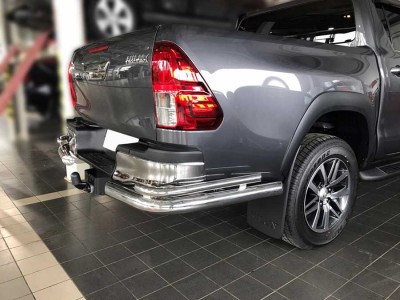 Защита заднего бампера "уголки" d-76+43 для Toyota Hilux 2020 – н.в. TH20_3.1BO