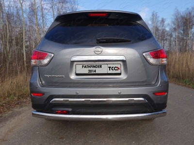 Защита заднего бампера овальная 75х42 мм ТСС для Nissan Pathfinder 2014-2021