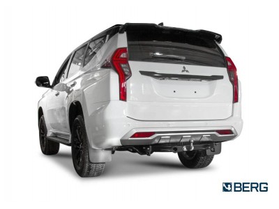 Фаркоп с нержавеющей накладкой для Mitsubishi Pajero Sport 2021-н.в. фланцевое крепление шара