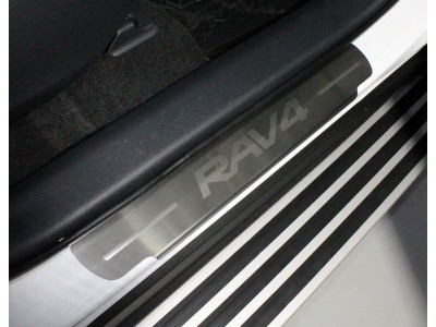 Накладки на пороги лист шлифованный надпись Toyota 4 шт для Toyota RAV4 № TOYRAV19-08