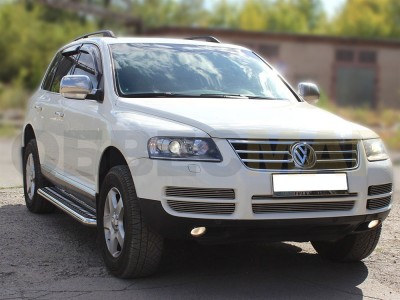 Пороги с площадкой алюминиевый лист 60 мм для Volkswagen Touareg № WLT_2.2