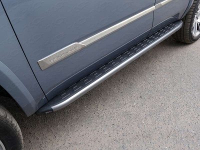 Пороги алюминиевые ТСС с накладкой серые для Cadillac Escalade № CADESC15-14GR