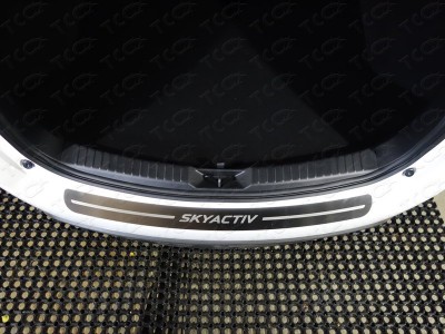 Накладка на задний бампер шлифованный лист надпись Skyactiv для Mazda CX-5 № MAZCX517-16