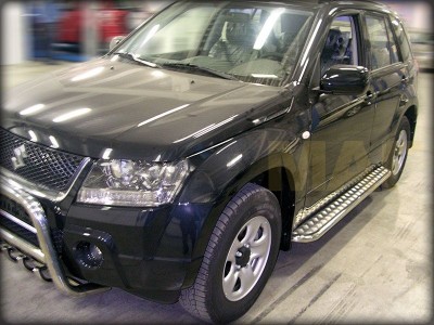 Пороги с площадкой алюминиевый лист 43 мм на 5 дверей для Suzuki Grand Vitara № GVN10 1