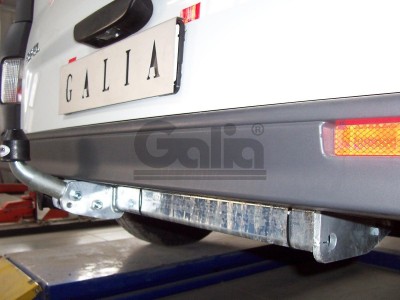 Фаркоп оцинкованный для Nissan Primastar 2002-2014, Opel Vivaro 2002-2014, Renault Trafic 2002-2014 быстросъемное крепление шара