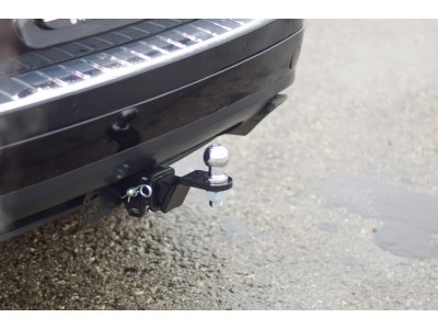Фаркоп для Volkswagen Touareg 2002-2018, Porsche Cayenne 2002-2017 съемное крепление шара под американский квадрат
