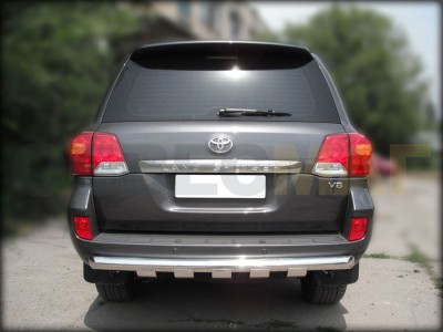 Защита заднего бампера 76 мм с накладками для Toyota Land Cruiser 200 № LCN2013 11.1