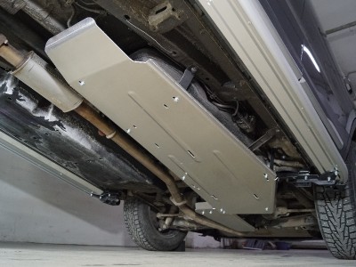 Защита бака и адсорбера (алюминий) 4мм для Geely Atlas PRO 1.5L 4WD 2021 – н.в. ZKTCC00383