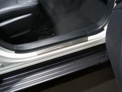 Накладки на пороги шлифованный лист 2 штуки для Subaru Forester SK № SUBFOR18-09