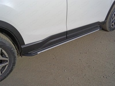 Пороги алюминиевые Slim Line Silver для Subaru Forester S5 № SUBFOR18-33S