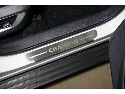 Накладки на пороги (лист шлифованный надпись Changan) 4шт для Changan CS75 plus II 2022 – н.в. CHANCS75PL23-02