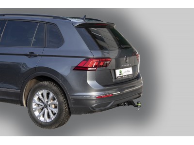 Фаркоп для Volkswagen Tiguan 2007-2016, 2016-2024 съемное крепление шара под американский квадрат