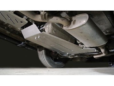Защита бака и заднего редуктора (алюминий) 4мм для Jaecoo J8 2.0L 4WD 2024-н.в., Chery Tiggo 9 2024-н.в. №ZKTCC00702