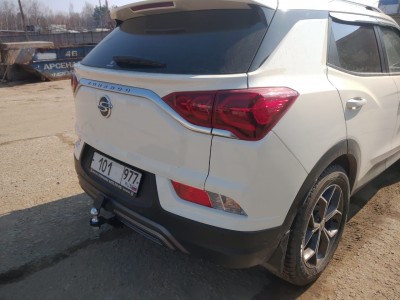 Фаркоп для KGM Korando 2023-н.в., Ssang Yong Korando 4 2019-2023 съемное крепление шара под американский квадрат №FA 0670-E