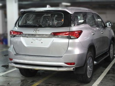 Защита заднего бампера одинарная d-76 для Toyota Fortuner 2020-н.в. TF20_3.2