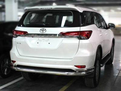 Защита заднего бампера "Волна" d-76+43 для Toyota Fortuner 2020-н.в. TF20_3.3