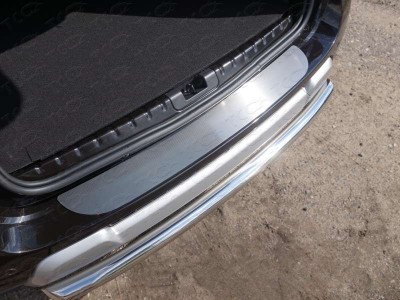 Накладка на задний бампер шлифованный лист для Renault Duster № RENDUST15-23