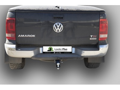 Фаркоп для Volkswagen Amarok 2010-2022 съемное крепление шара под американский квадрат