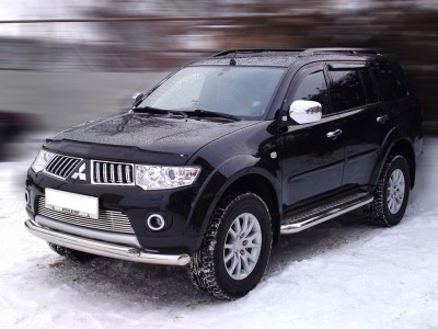 Пороги с площадкой алюминиевый лист 76 мм Технотек для Mitsubishi Pajero Sport 2013-2016