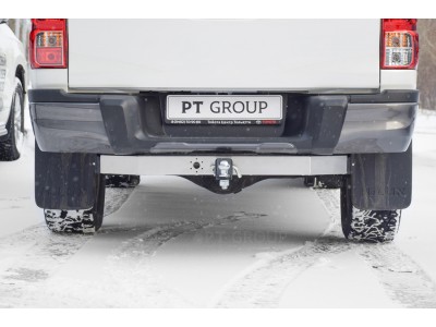 Фаркоп с нержавеющей накладкой для Toyota Hilux 2015-н.в. съемное крепление шара под американский квадрат