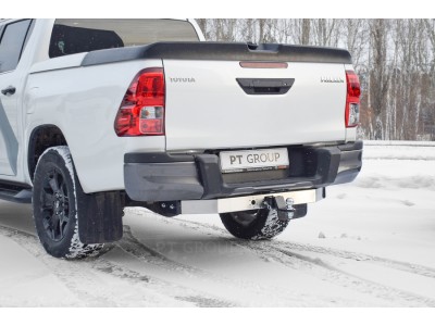 Фаркоп с нержавеющей накладкой для Toyota Hilux 2015-н.в. съемное крепление шара под американский квадрат