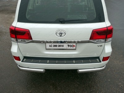 Защита задняя овальные уголки 75х42 мм ТСС для Toyota Land Cruiser 200 2015-2021